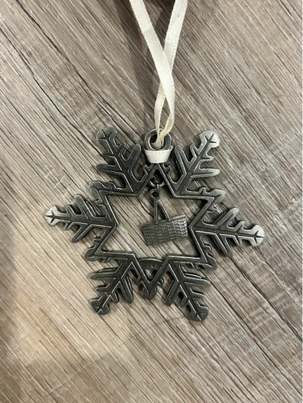 Longaberger Homestead Pewter Snowflake Hanging Ornament Christmas